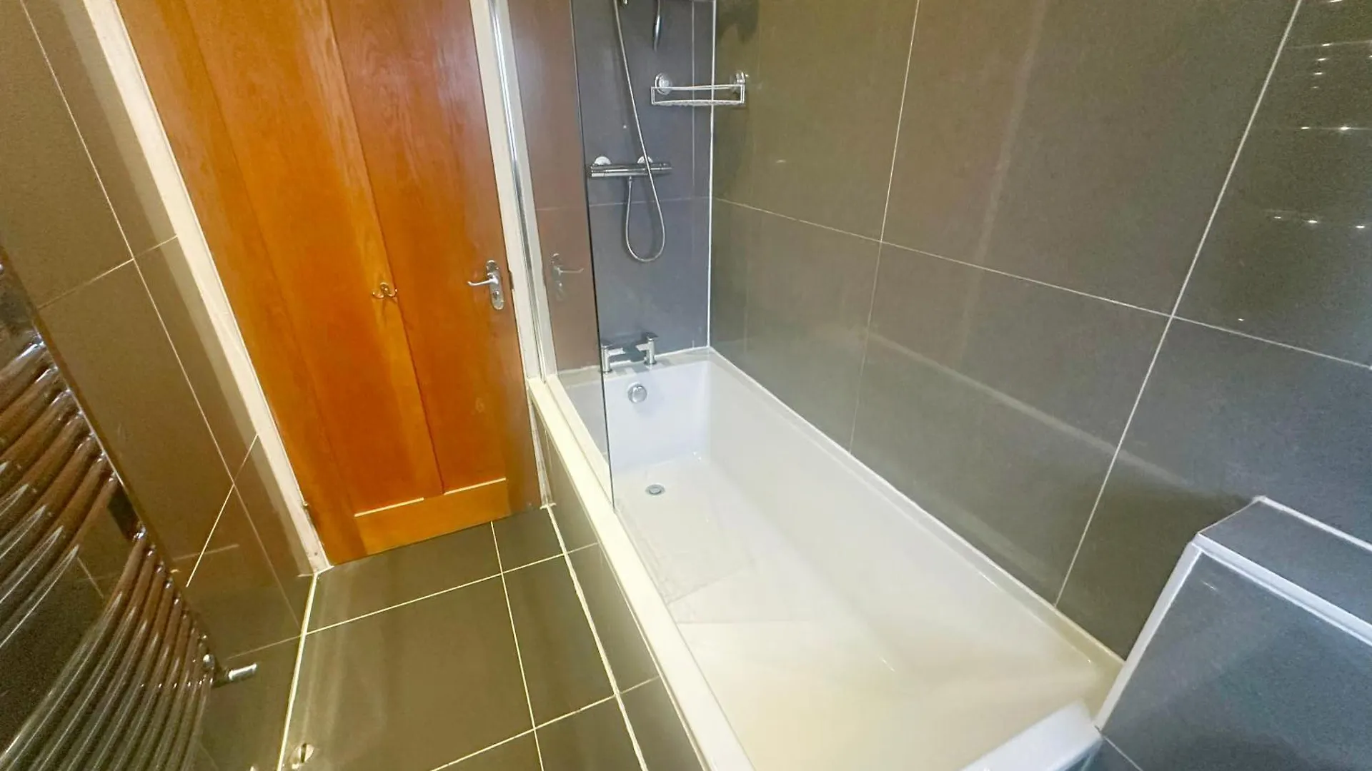 Exquisite Home Away From Home Greenford  Greenford (Greater London)