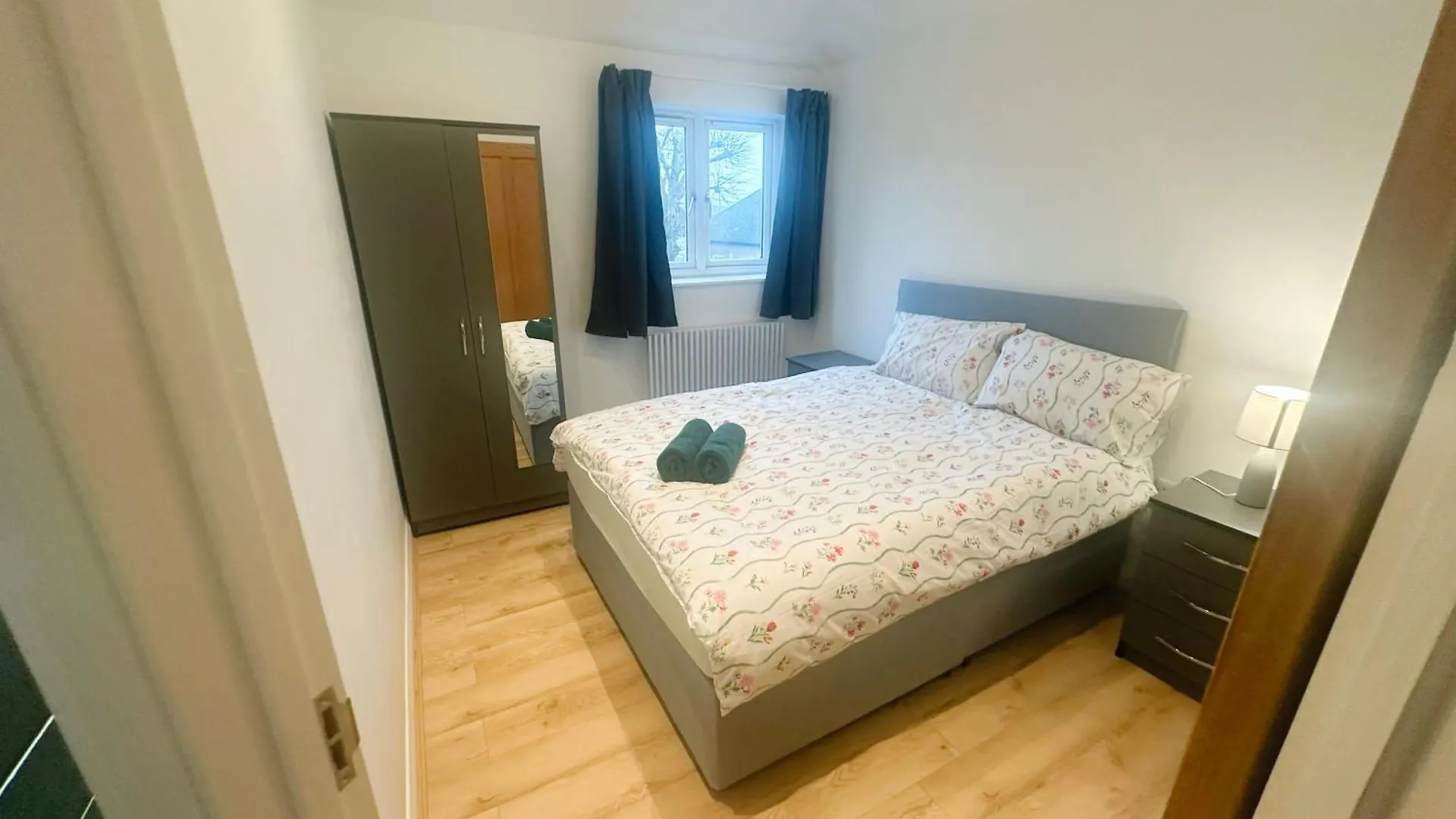 Exquisite Home Away From Home Greenford  0*, Greenford (Greater London)